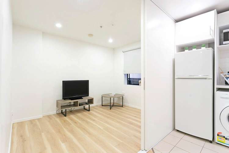 3B/23 Emily Place City Centre_7