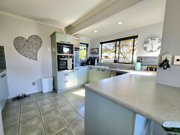 24 Ogilvie Road Gladstone_1