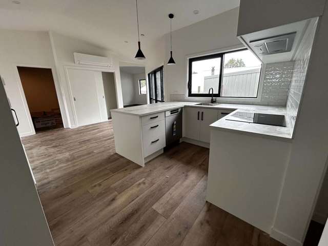 29 Silverwood Lane Leamington_4