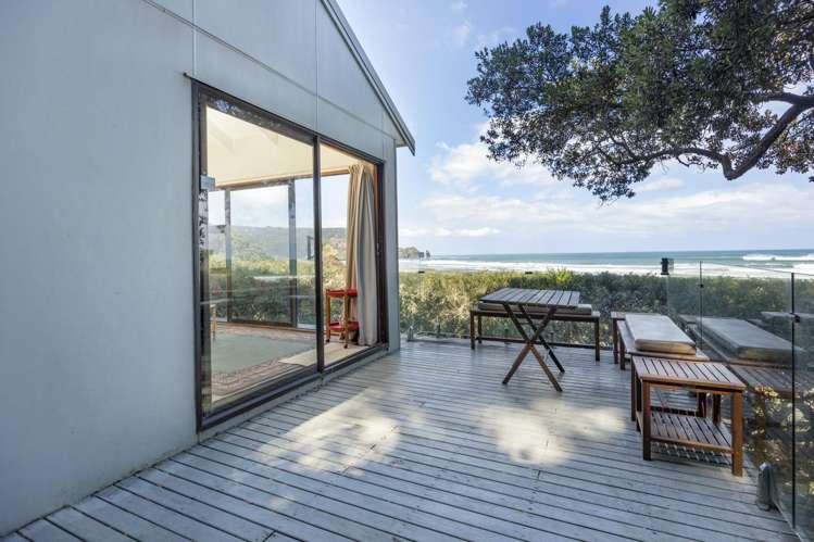 107 Piha Road_5