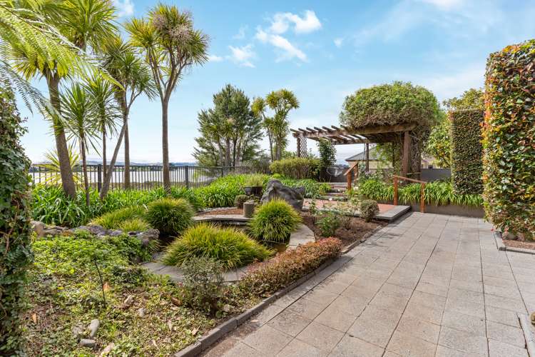 8 Mull Place Wattle Downs_18