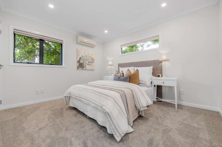 2/32 Gills Road Bucklands Beach_11