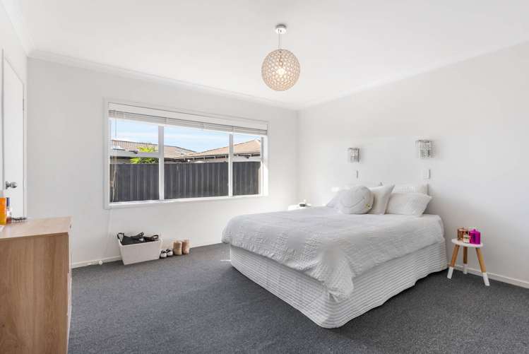 16 Fielding Crescent Farm Cove_8