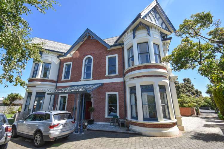 204 Highgate Roslyn_32