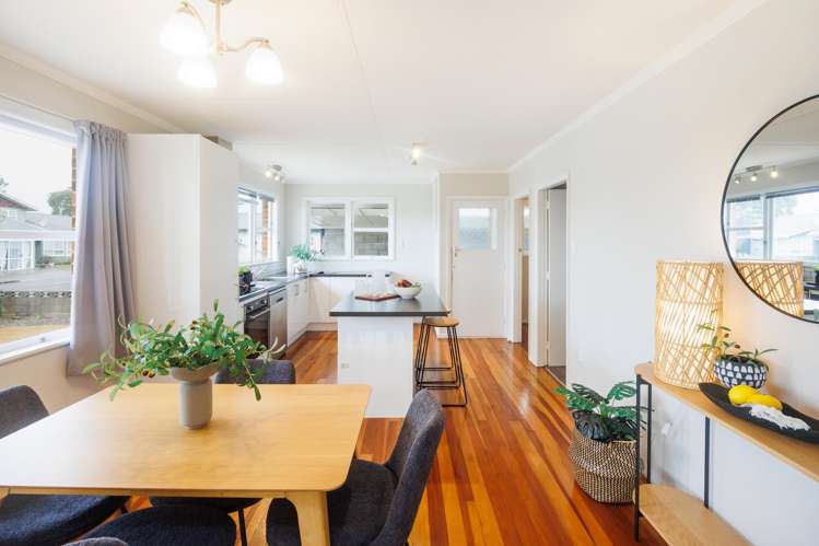 5 Sutherland Crescent Westbrook_12