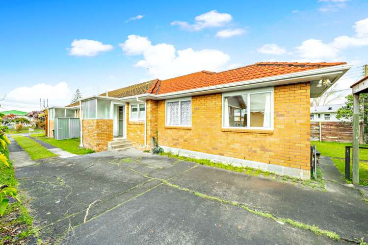 2/35 Aurea Avenue Pakuranga_13
