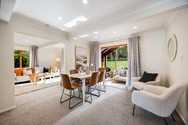 2/47 John Downs Drive_3