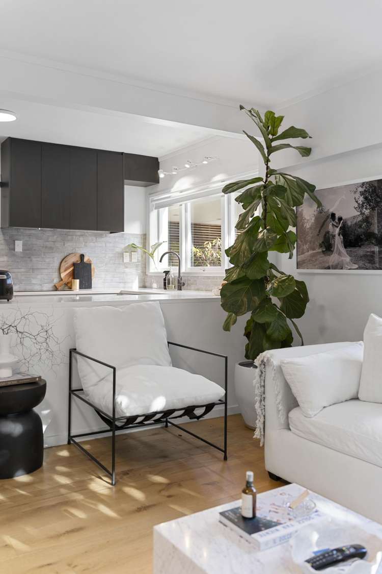 2/16 Rangitoto Terrace Milford_20