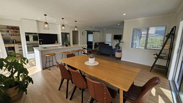 13 Birdie Lane Waiwhakaiho_6