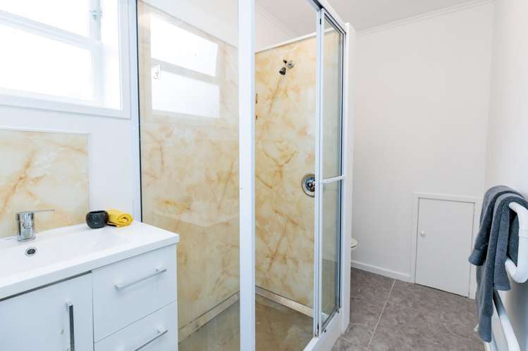 14 Angell Street Johnsonville_15