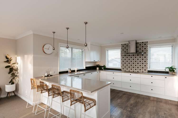 112 Coast Boulevard Papamoa_10