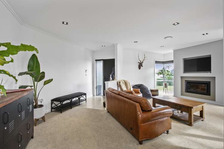 12 Gleneagles Way Waiwhakaiho_9