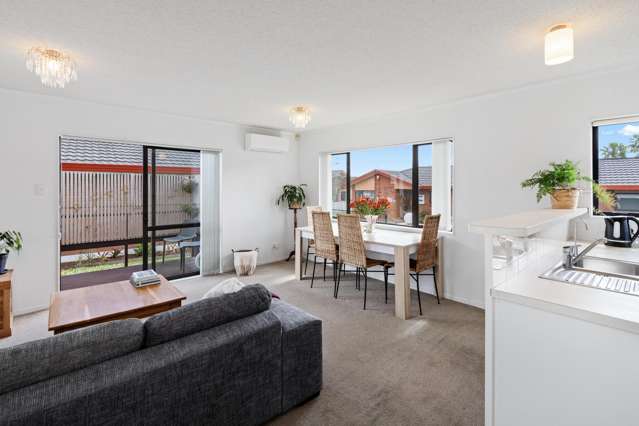 21/151 Kitchener Road Pukekohe_1