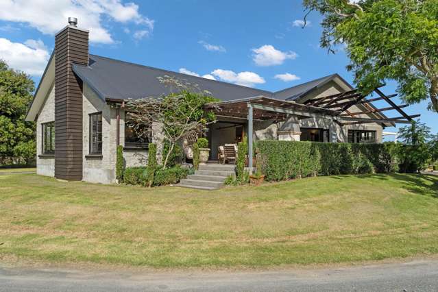 Classic Charm, Solid Brick, Shed and more!