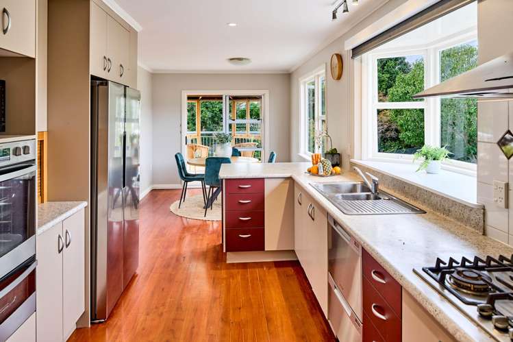 32 Wai-Iti Crescent Woburn_8