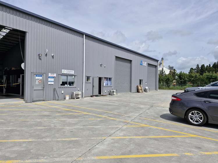 289 (unit B) Bruce Berquist Drive_0