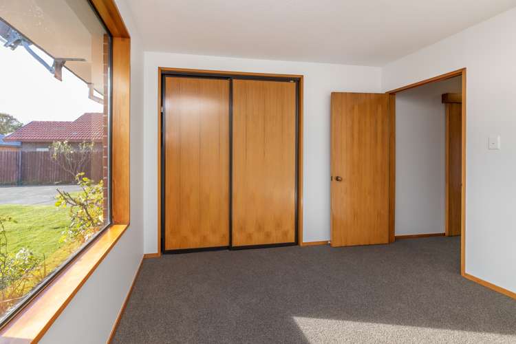 2/83 Middlepark Road Sockburn_6