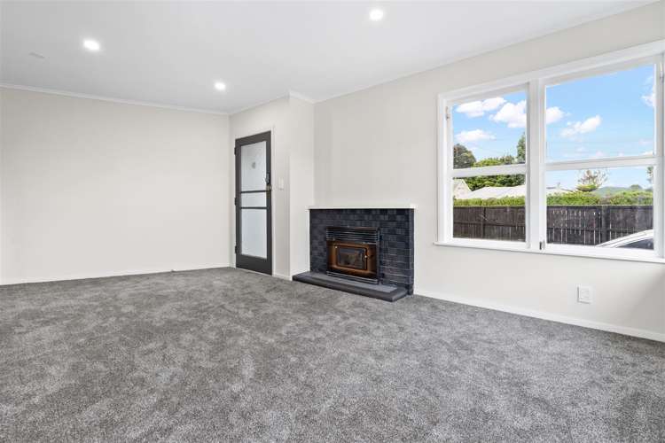 1 Sutton Crescent Papakura_10