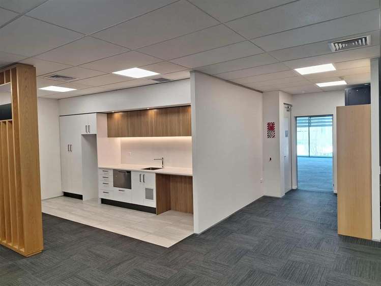 92 Russley Road Russley_5