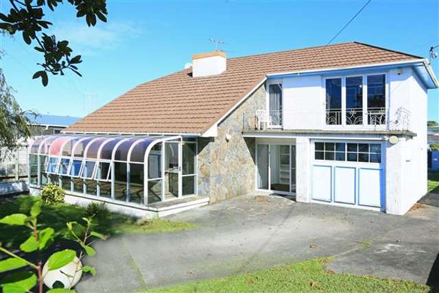 21 Lyndhurst Road Te Atatu South_4