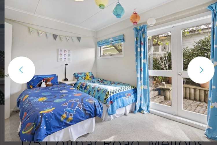 5 Colmar Road Mellons Bay_10