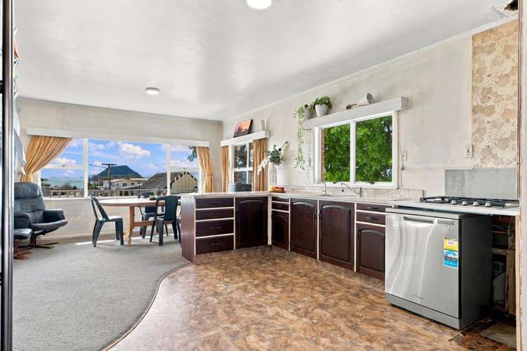 41 Seaview Road Otumoetai_11