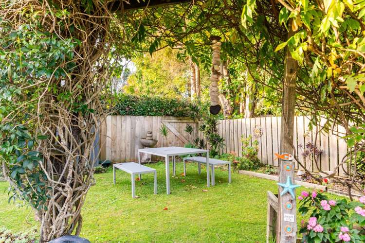 6 Shearwater Street One Tree Point_30