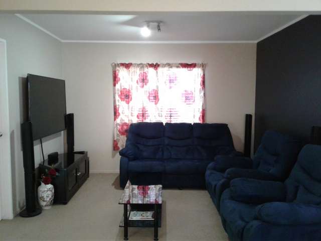 2/8 Chalmers Street Avondale_1