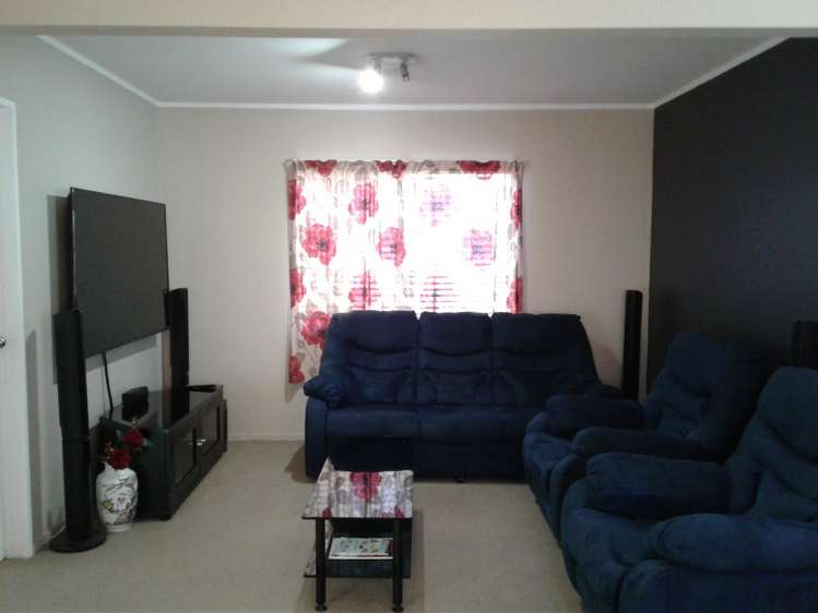 2/8 Chalmers Street Avondale_1