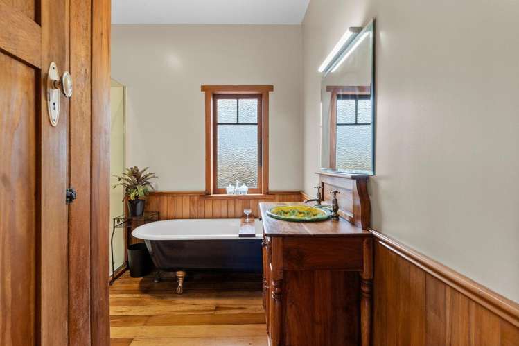 208 Maeroa Road 2752_11