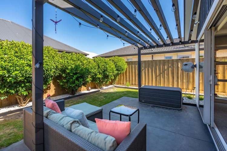 21 Farnborough Way Rolleston_13