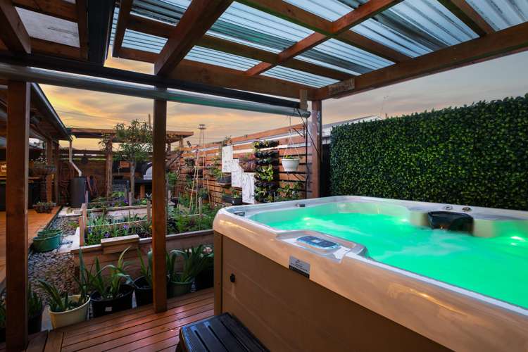 2/188 Hastings Street East Waltham_3