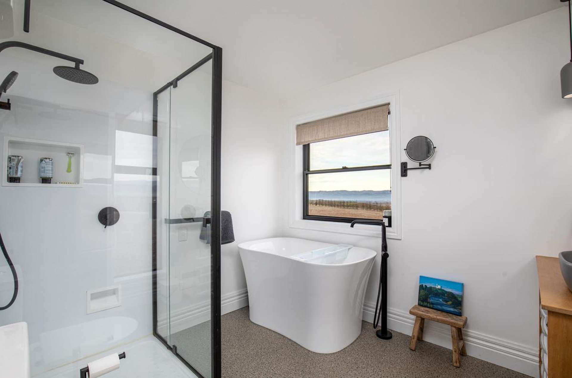 403 McArthur Road Alexandra_0