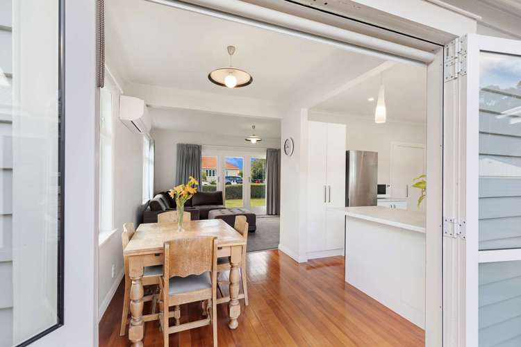 57 Peat Street Wanganui Central_2