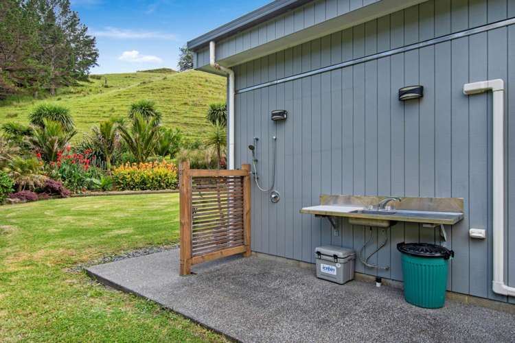 11 Chilcott Road Whananaki_26