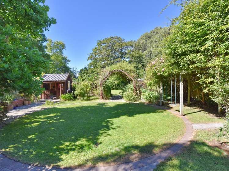 1679 Cust Road Cust_15