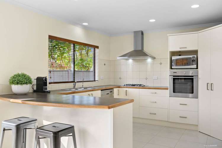 14 Zara Court Flat Bush_7