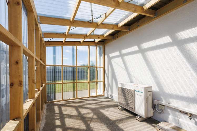 71 Dundas Road Sanson_17