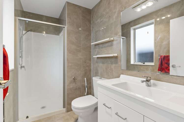 9 Flight Place Takanini_7