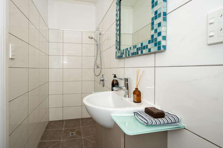 819 Francis Hicks Avenue Raureka_10
