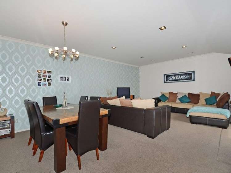 3 Swain Grove Riverstone Terraces_5