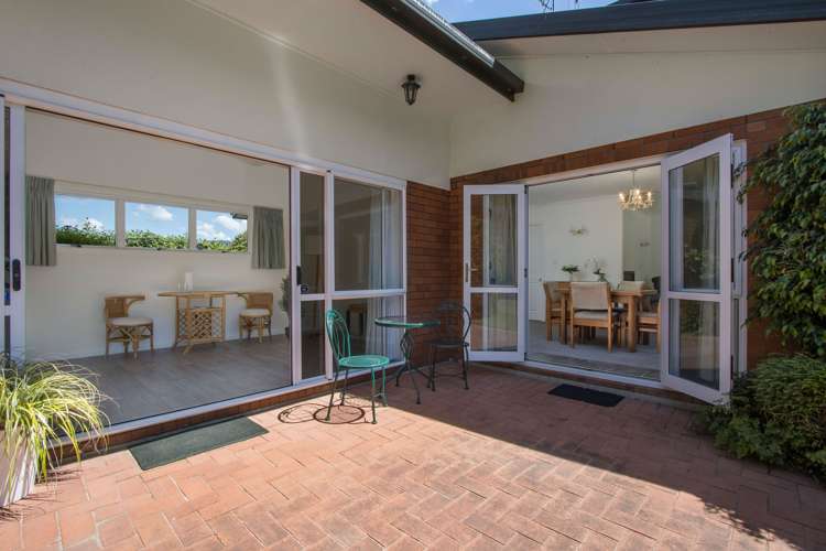 88 Sharp Road Aongatete_12