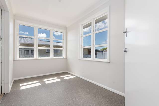 7 Parsons Avenue Levin_4