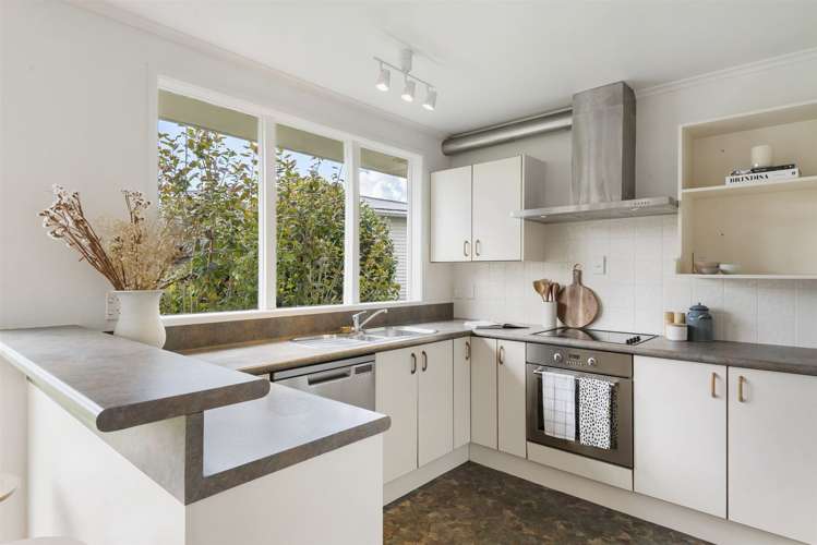 21 Tui Glen Road Birkenhead_5