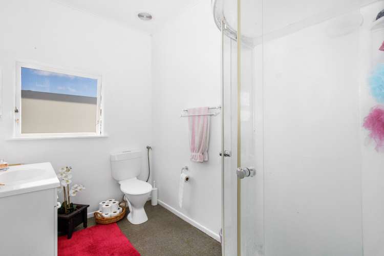 12 Tahi Terrace Glen Eden_15