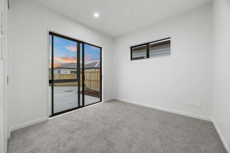 6 Furlough Road Opaheke_19