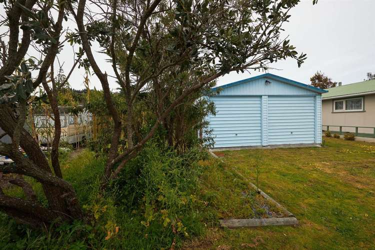 99 South Bay Parade Kaikoura_35