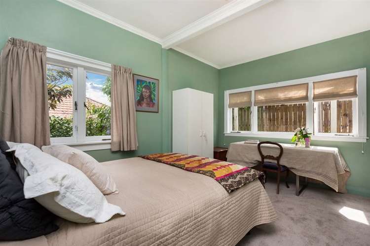 2/11 Salisbury Road Birkdale_10