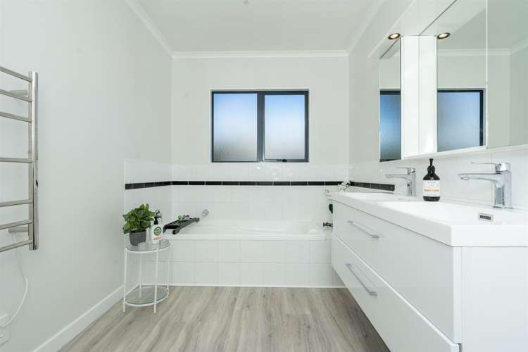 23 Lavenham Place Rototuna North_18