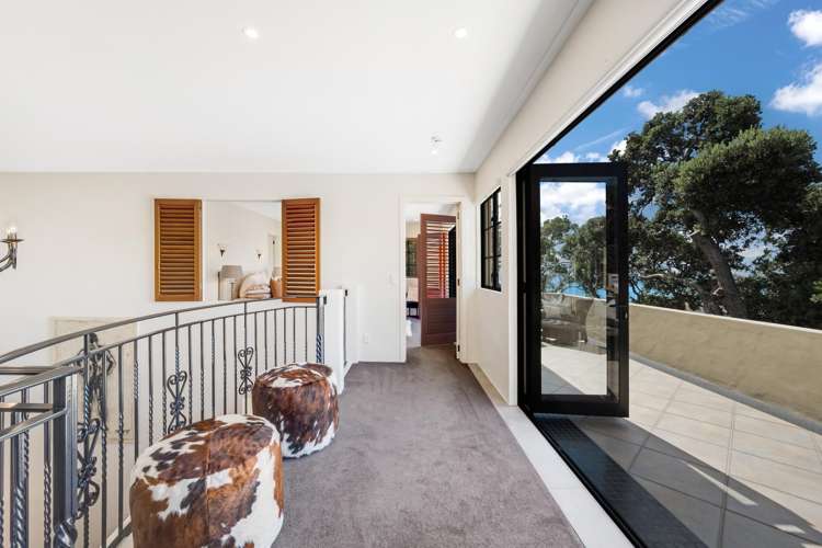 2 Glenoaks Rise Mellons Bay_33